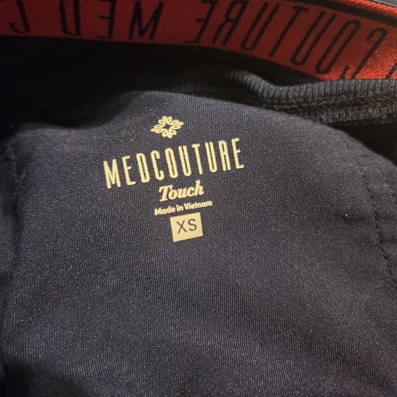 Med Couture Set Touch Top Small, bottoms XS - Picture 7 of 7